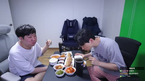 반응몬 - [클립]김민교) 챌린져스 서버 해볼까 고민중이다 거기 장점...