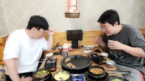주륵주륵르르 - [클립]봉준: 우리형 왔네 철구형 무조건 3만개야 내가...