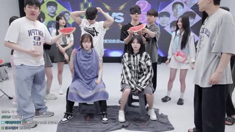 주륵주륵르르 - [클립]토끼예나 토끼식 수박먹방