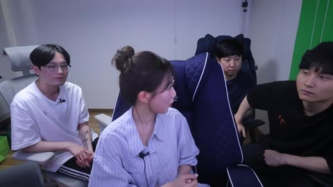 플라즈마단 - [클립]김민교 : 채팅 치는 애들 많아졌죠? 그런거 들리...