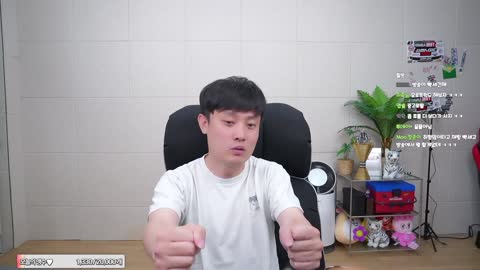 반응몬 - 깨박이: F1 장비 300만원 새걸로 다 질렀고 롤 지상계 대회...