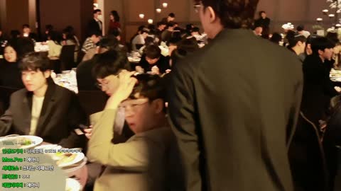 반응몬 - [클립]임아니X에스카 찾아가서 인터뷰하는 장지수X기뉴다 [봉...