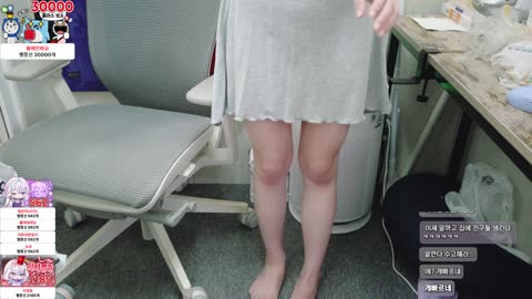 반응몬 - [클립]생일 반캠에 바선생 등장에 발꼬락 꼼지락 거리는 에겐...