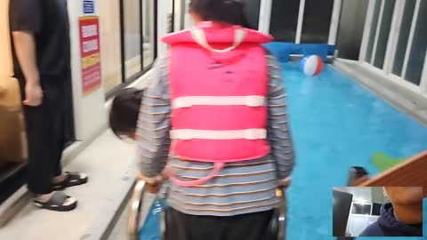 주륵주륵르르 - [클립]아이밈 협곡 행동에 놀란 김민교