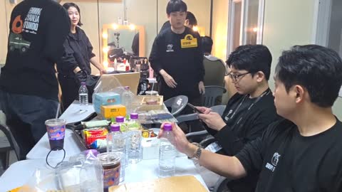 야바 - [클립]킴성태) 얘는 암것도 몰라 / 깨박이) 당신은 소희 밖에 ...