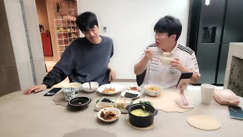 무수는하나다 - [클립]봉준x윤종 오리밥내놔.