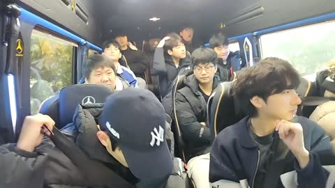 주륵주륵르르 - [클립]김민교 : 새벽4시에 거실에서 킥킥거리길래 나...