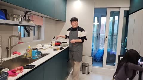 주륵주륵르르 - [클립]이라333: 아이밈 언니 찍는중