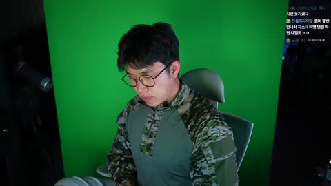 으악민초다 - [클립]지피티) 와이프한테 북극 가는 거 허가 받았습니다