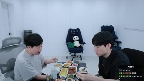 주륵주륵르르 - 김민교: 야 버츄얼 좀 그만 노려 동하: 영화보기 누구...