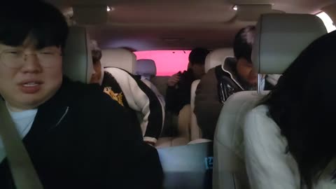 플라즈마단 - [클립]	김군 : 만식이형 잘했어요. 오늘 뺴고 어제 뺴고...