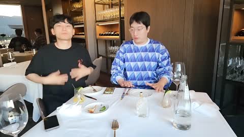 주륵주륵르르 - [클립]직원을 웃게 하는 김민교쇼