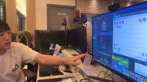 반응몬 - [클립]메써티 PC방 정모 현장에 등장하는 감스트