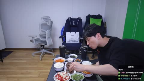 주륵주륵르르 - [클립]김민교 ㄱㅇㄹ 안녕하십니까