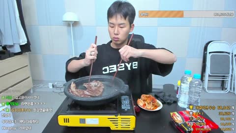 반응몬 - [클립]소고기로 정통 보라 먹방하는 이지상