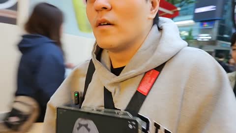 반응몬 - [클립]누눙지랑 포장마차 들어가서 주문하는데 익숙한 사장님...