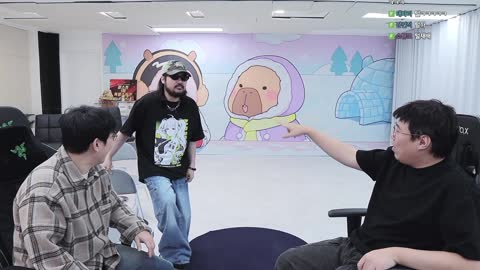 별하루_ - 조경훈)버츄얼 옷인가요?/박재박)징버거님인데요?/가습기)아...