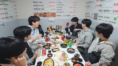 주륵주륵르르 - [클립]이상호: 프로팀에서 나처럼 콜하면 짤려? 피터: ...