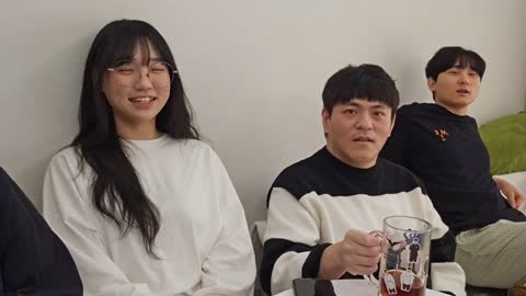 새잎보고불끈 - [클립]어머니 마음에 드는 며느리 고르세요