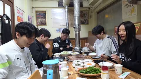 주륵주륵르르 - [클립]강만식: 선배님이세요 민교: 저 옛날에 감크루 ...