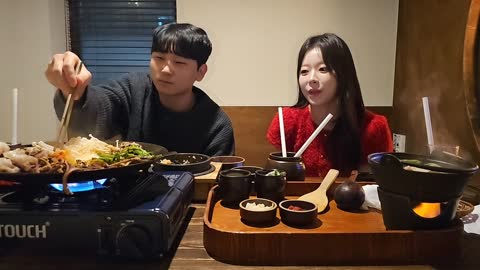 야바 - [클립]민교) 연애할 때 혹시 항상 붙어 있어야 돼? / 도욤) ...