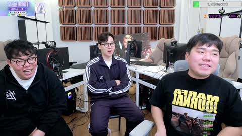 주몽3 - [클립]"준오빠 턱선봐" 채팅보고 빵터진 오메킴