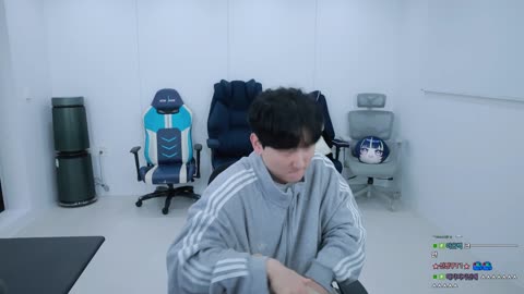 주륵주륵르르 - [클립]mk 박힌 지슈라 새마우스 선물받은 김민교