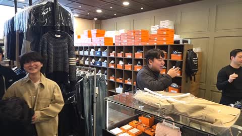 주륵주륵르르 - [클립]일시불로 시원하게 계산한 염보성