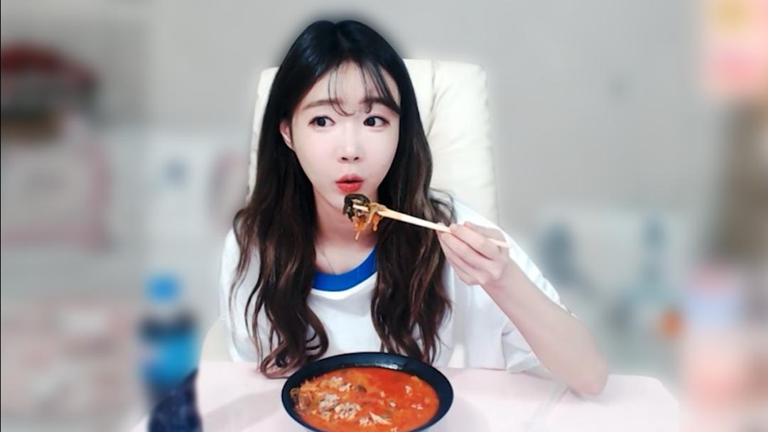 셀리 국밥 끝판왕! 소내장탕! 맛있다고 해서 먹어봤어요!