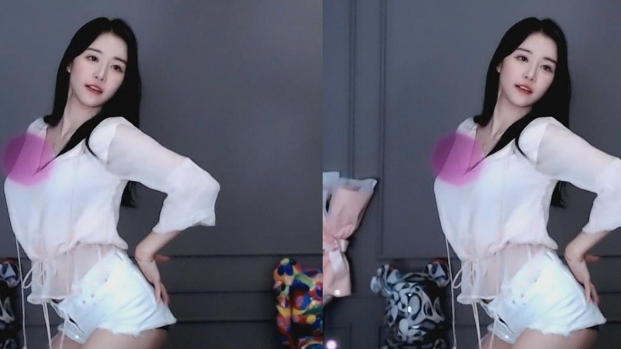 엘린의 섹시한댄스 !!