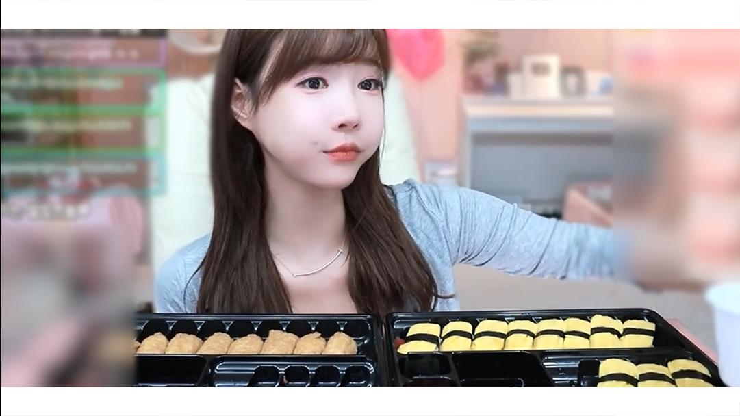 셀럽분들과 소통하며 먹는 유부계란초밥