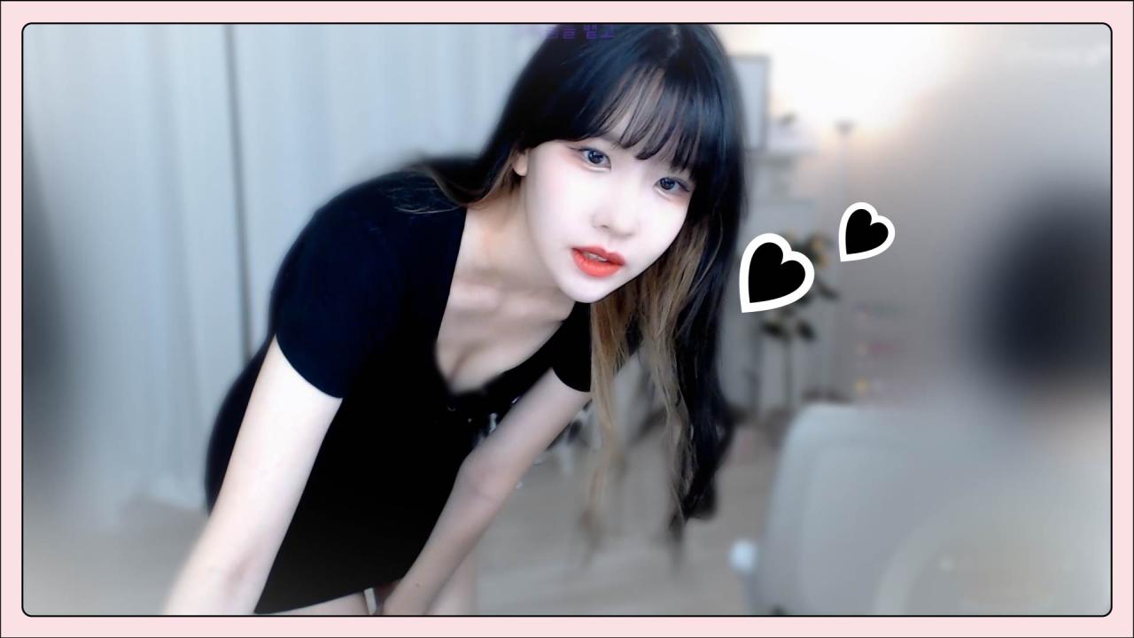 저 이사했는데.. 집들이 오실래요?
