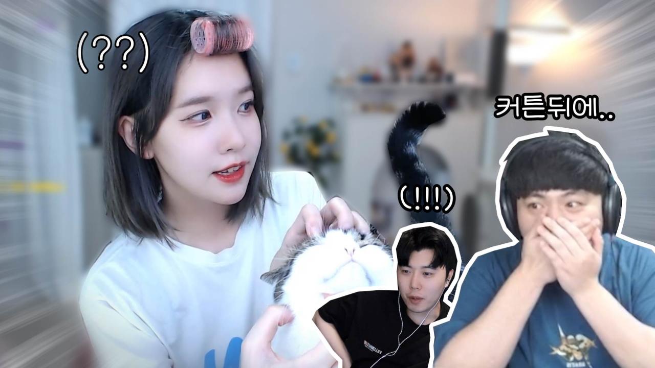 6천명 보는 앞에서 남친 검거된 여캠