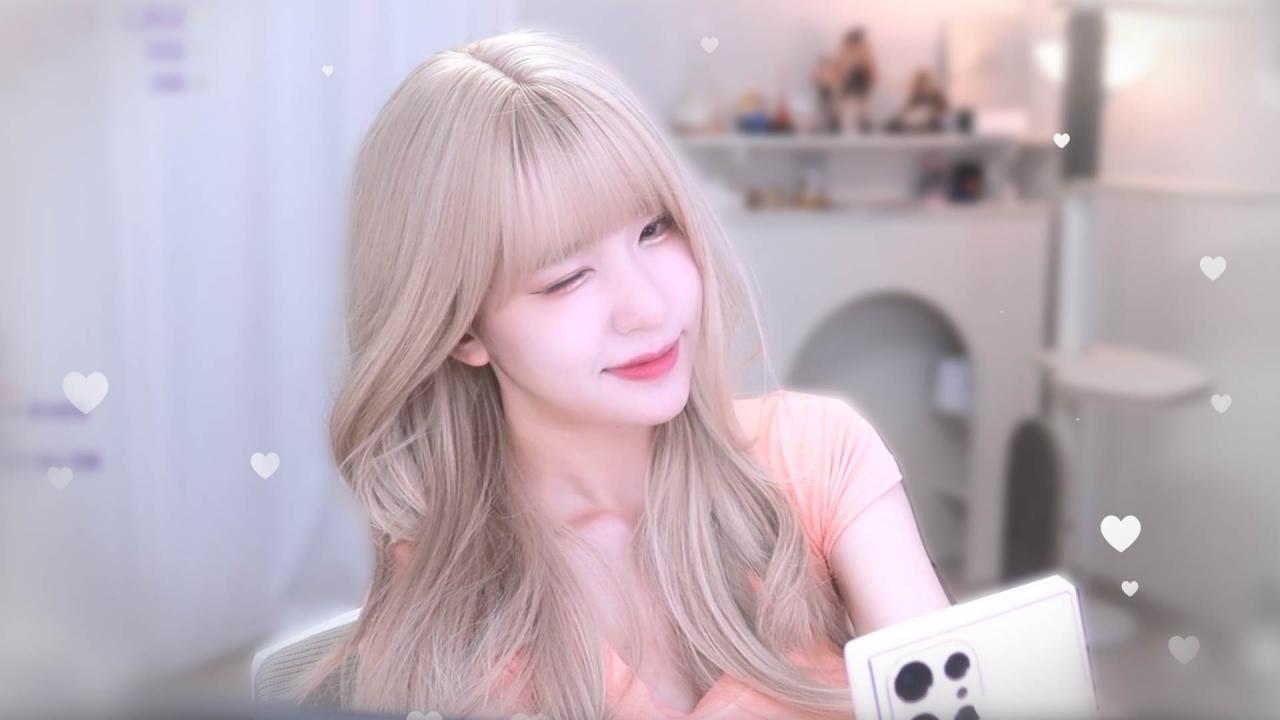금발로 등장 나 춤 춰두 댕? 양갈래 해두 댕? 