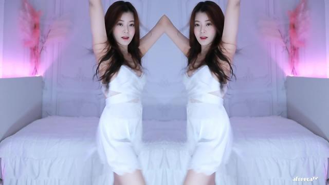 나은 섹시댄스 지연  1분 1초