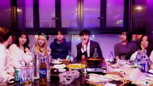 [클립][수니그룹 3%] 생일에 레전더리분들이__ _ 아프리카TV VOD